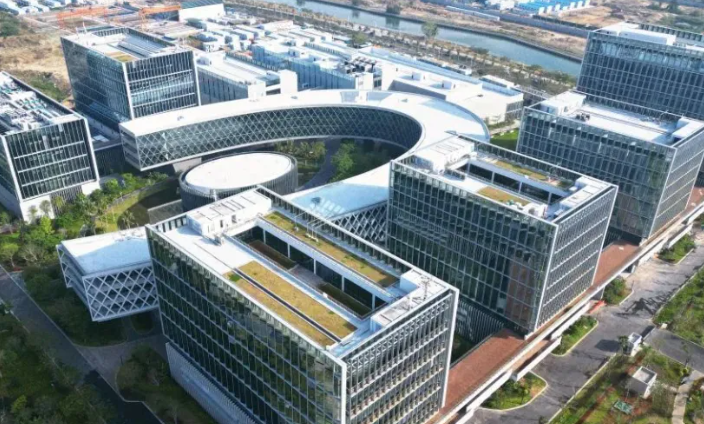 塑料桶与塑胶筐在化工物流场景中的选型要点分析